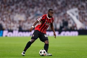 记者:亚特兰大准备总价2500万欧报价穆萨,米兰要2500万固定费用 记者:亚特兰大准备总价2500万欧报价穆萨,米兰要2500万固定费用