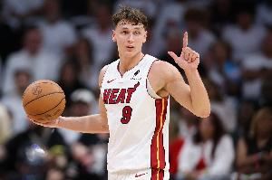 斯波谈拉松先发:他时刻做好了准备 之前付出的努力并没有白费 斯波谈拉松先发:他时刻做好了准备 之前付出的努力并没有白费