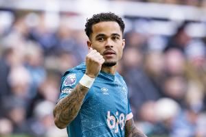 太阳报:小克鲁伊维特三个月内两次超速,被禁止驾驶六个月+罚款 太阳报:小克鲁伊维特三个月内两次超速,被禁止驾驶六个月+罚款