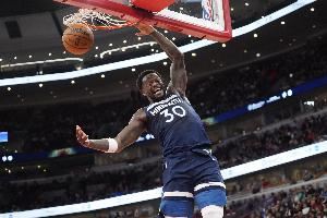 兰德尔:华子缺阵球队不能赢球问题出在防守而不是进攻 兰德尔:华子缺阵球队不能赢球问题出在防守而不是进攻