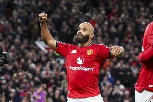 积极!姆伯莫本赛季英超完成141次无球前插,位列英超第一 积极!姆伯莫本赛季英超完成141次无球前插,位列英超第一